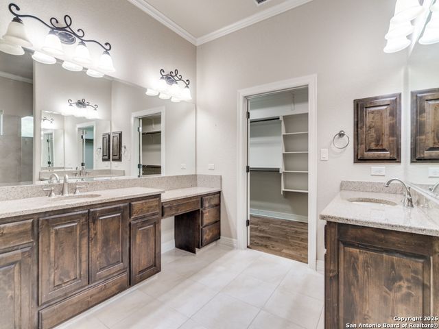 19538 Brooke Place, San Antonio, TX 78258