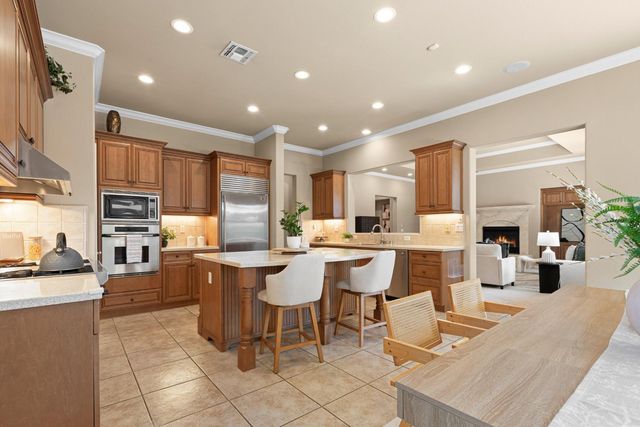 19 Zeller Pl, Sacramento, CA 95835