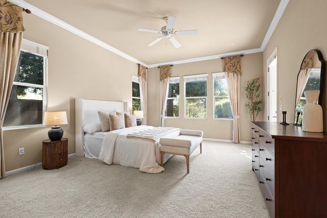 19 Zeller Pl, Sacramento, CA 95835