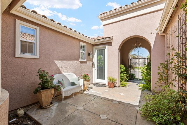 19 Zeller Pl, Sacramento, CA 95835