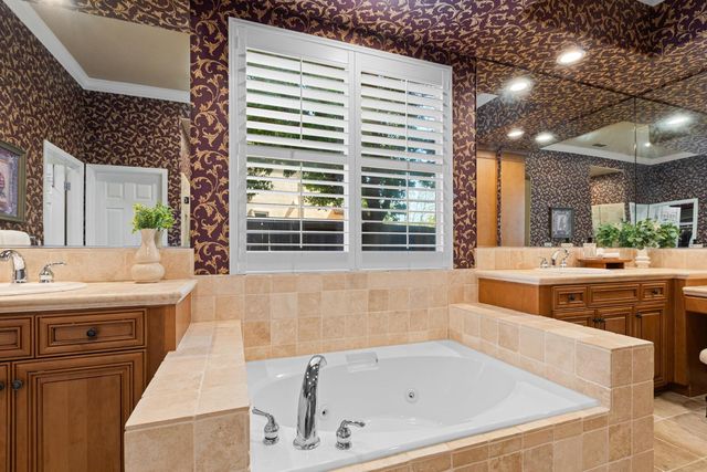 19 Zeller Pl, Sacramento, CA 95835