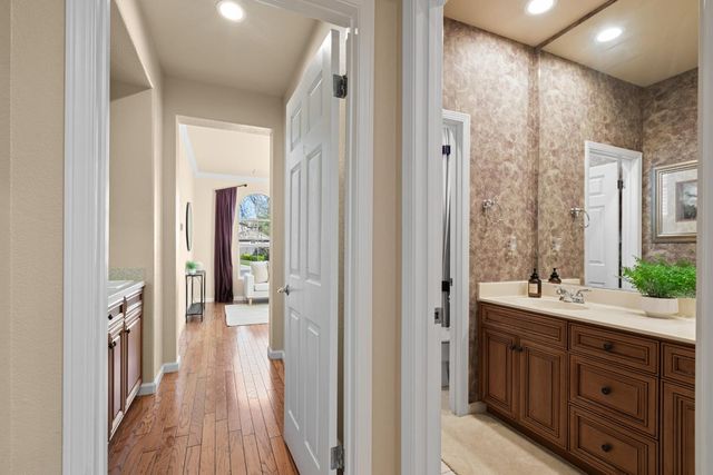 19 Zeller Pl, Sacramento, CA 95835