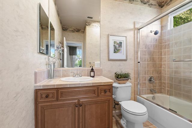 19 Zeller Pl, Sacramento, CA 95835