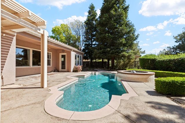 19 Zeller Pl, Sacramento, CA 95835