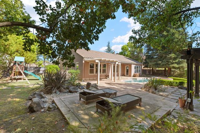 19 Zeller Pl, Sacramento, CA 95835