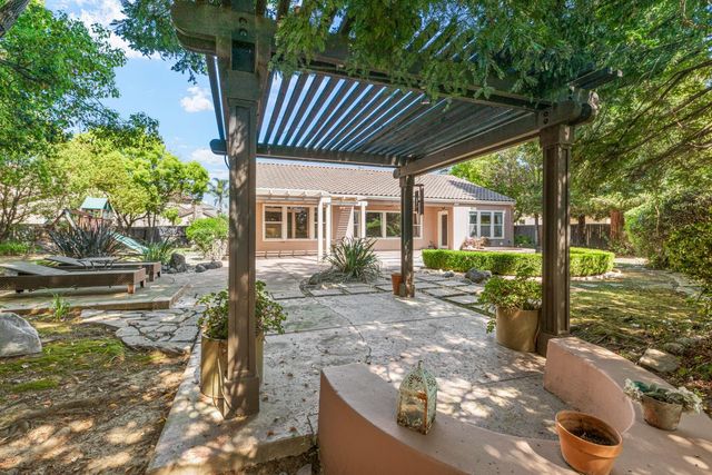 19 Zeller Pl, Sacramento, CA 95835