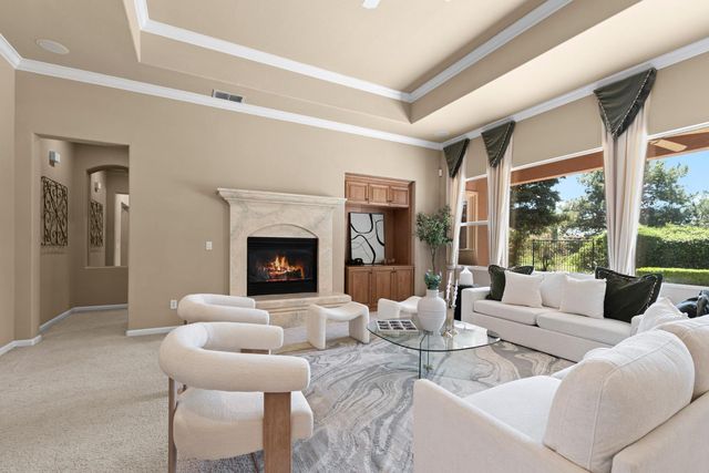 19 Zeller Pl, Sacramento, CA 95835