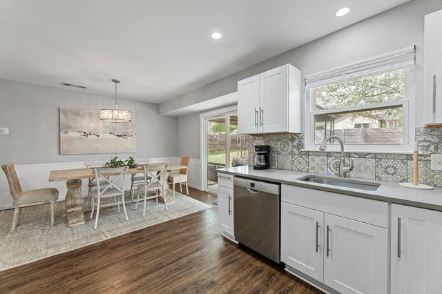 8508 Bradford DR, Austin, TX 78758