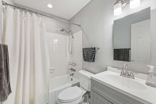 8508 Bradford DR, Austin, TX 78758