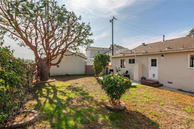 3438 Stevely Avenue, Long Beach, CA 90808