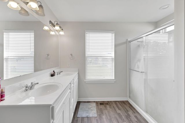 8376 Comstock Terrace NW, Pickerington, OH 43147