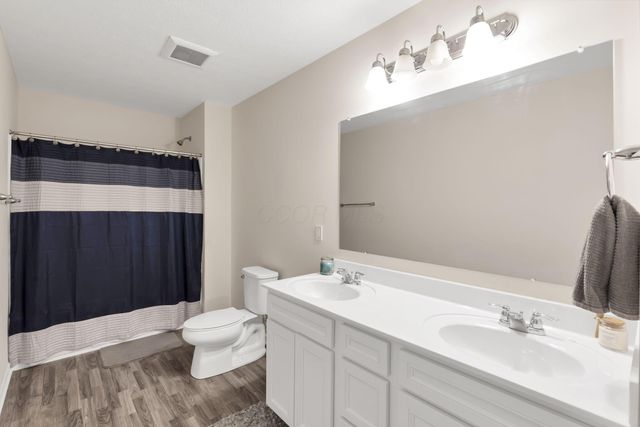 8376 Comstock Terrace NW, Pickerington, OH 43147