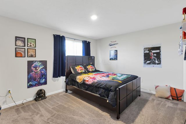 8376 Comstock Terrace NW, Pickerington, OH 43147
