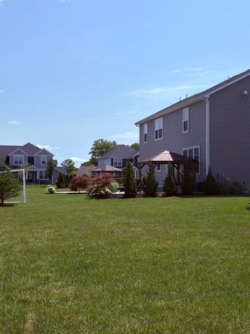 8376 Comstock Terrace NW, Pickerington, OH 43147