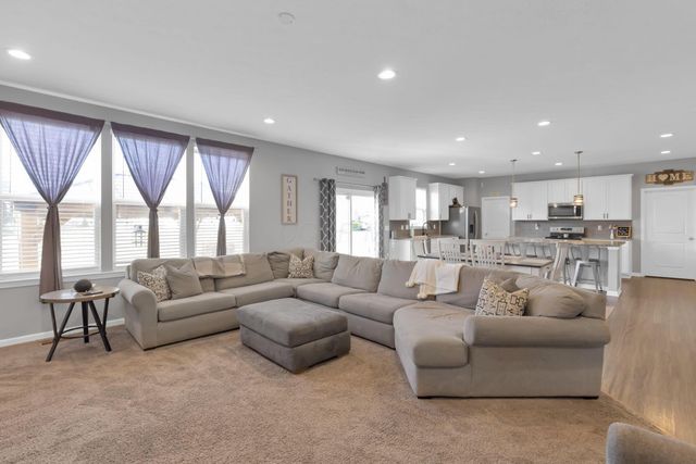 8376 Comstock Terrace NW, Pickerington, OH 43147