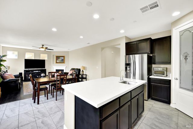 4538 Paseo Dr, Fairfield, CA 94534