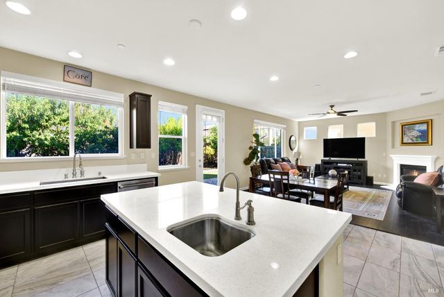 4538 Paseo Dr, Fairfield, CA 94534