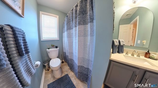 21 Hillcrest Avenue, Meriden, CT 06451