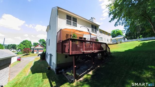 21 Hillcrest Avenue, Meriden, CT 06451