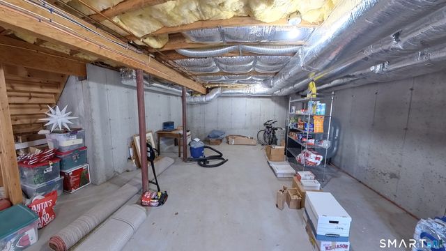 21 Hillcrest Avenue, Meriden, CT 06451