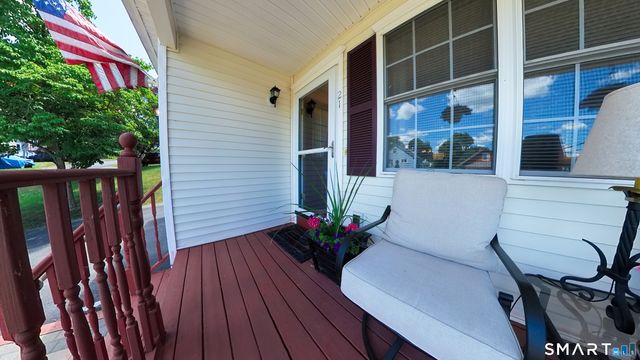21 Hillcrest Avenue, Meriden, CT 06451