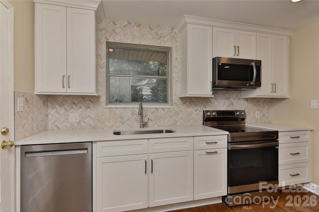 1215 Sewickley Drive, Charlotte, NC 28209