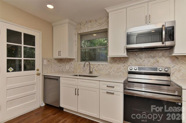 1215 Sewickley Drive, Charlotte, NC 28209