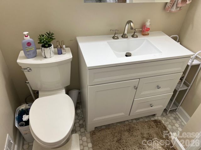 1215 Sewickley Drive, Charlotte, NC 28209