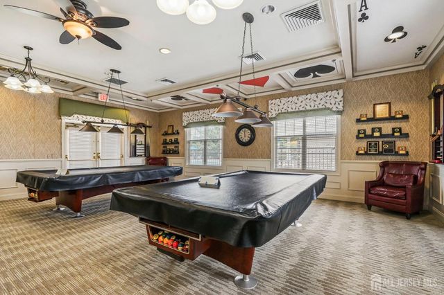 52 Vineyard Court, Monroe, NJ 08831