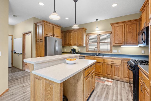 26141 22nd Street W, Zimmerman, MN 55398