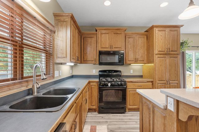 26141 22nd Street W, Zimmerman, MN 55398