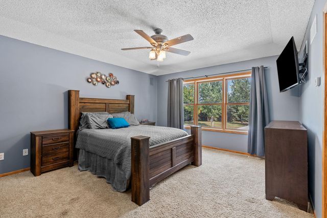 26141 22nd Street W, Zimmerman, MN 55398