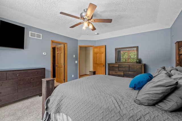 26141 22nd Street W, Zimmerman, MN 55398