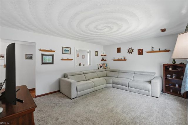 1379 Calla AVE, Norfolk, VA 23503