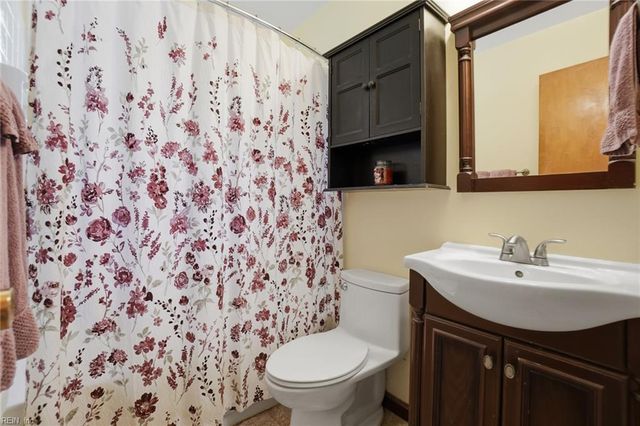 1379 Calla AVE, Norfolk, VA 23503