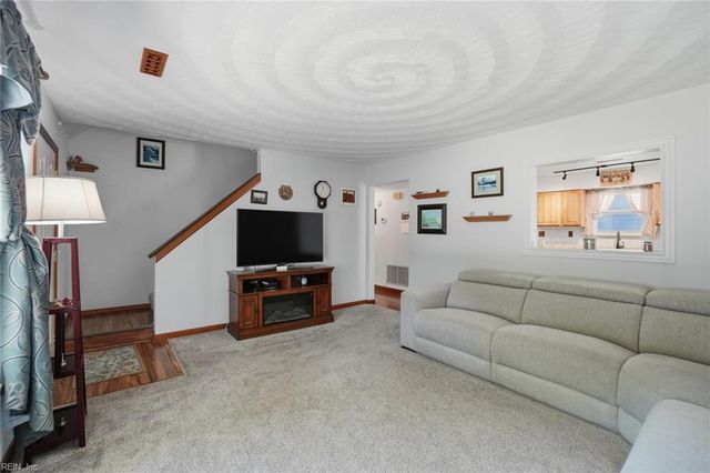 1379 Calla AVE, Norfolk, VA 23503