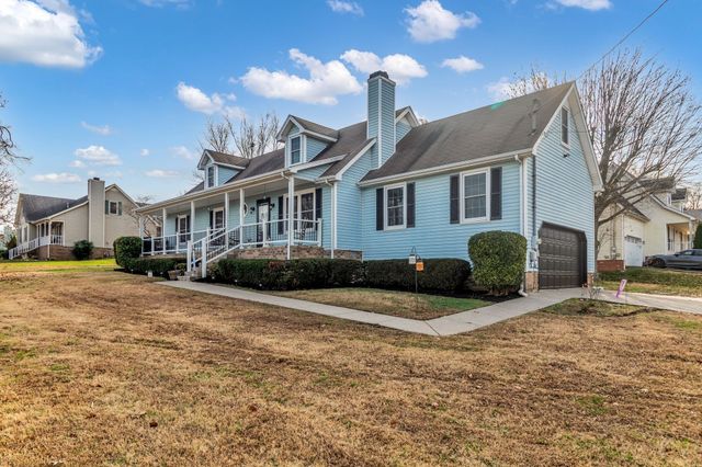 208 Saint Pauls Ln, Smyrna, TN 37167