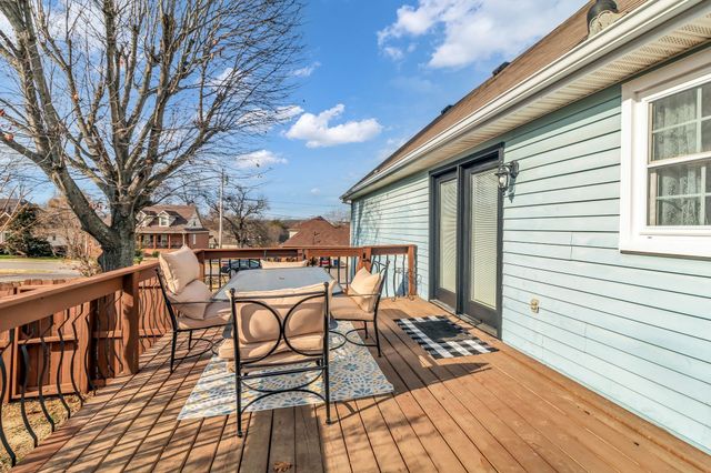 208 Saint Pauls Ln, Smyrna, TN 37167