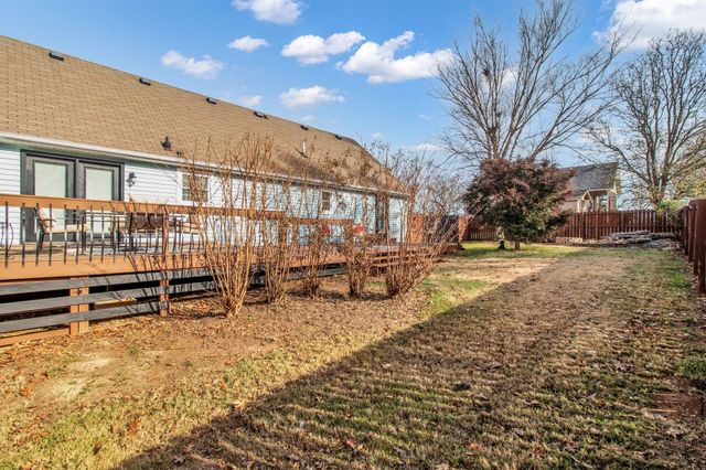 208 Saint Pauls Ln, Smyrna, TN 37167