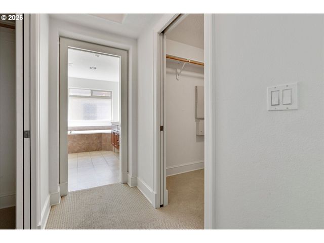 13389 Sw SHAKESPEARE St, Portland, OR 97224