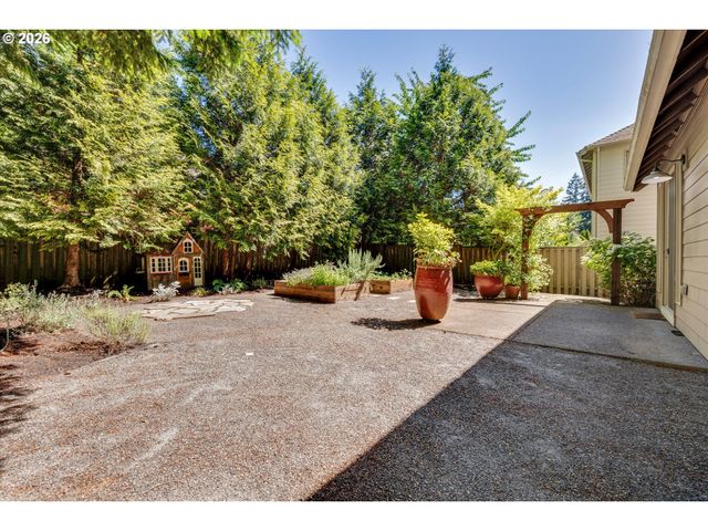 13389 Sw SHAKESPEARE St, Portland, OR 97224