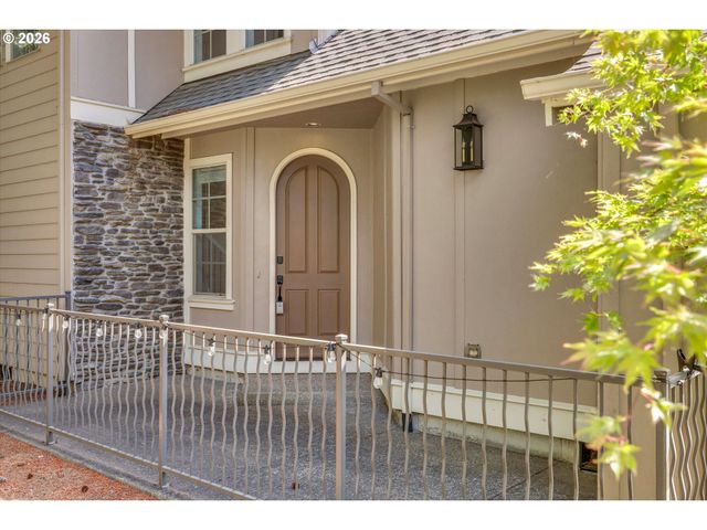 13389 Sw SHAKESPEARE St, Portland, OR 97224