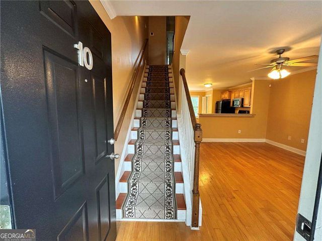 105 Whitehead Road 10, Athens, GA 30606