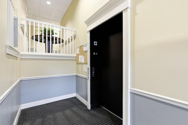 250 Main St. 108B, Hudson, MA 01749