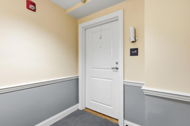 250 Main St. 108B, Hudson, MA 01749