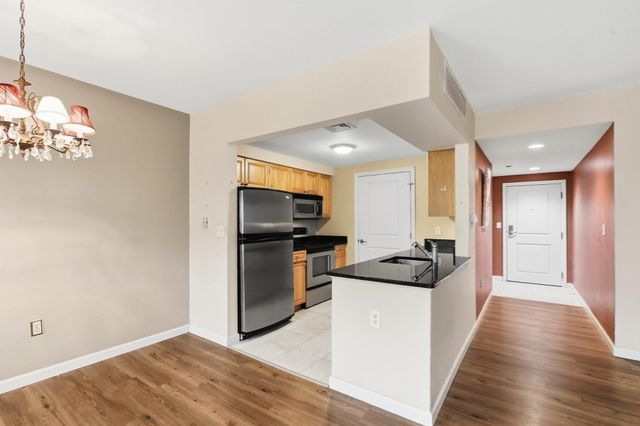 250 Main St. 108B, Hudson, MA 01749