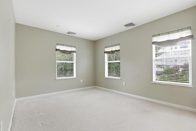 250 Main St. 108B, Hudson, MA 01749