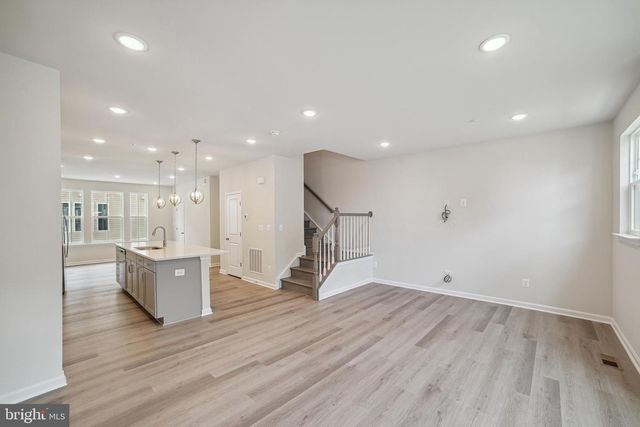 2513 GATWICK LN, Frederick, MD 21701