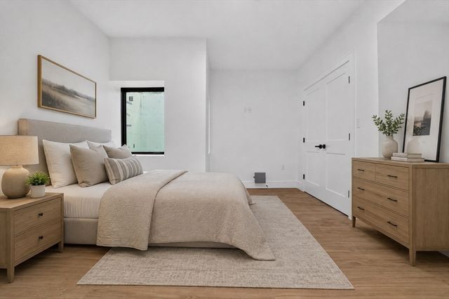 15 Clyde St D, Somerville, MA 02145