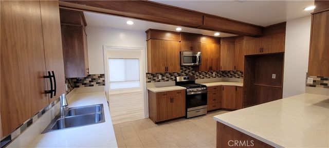 23310 Weller Place, Woodland Hills, CA 91367